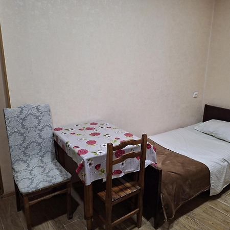 Guest House 15A Кутаиси Екстериор снимка