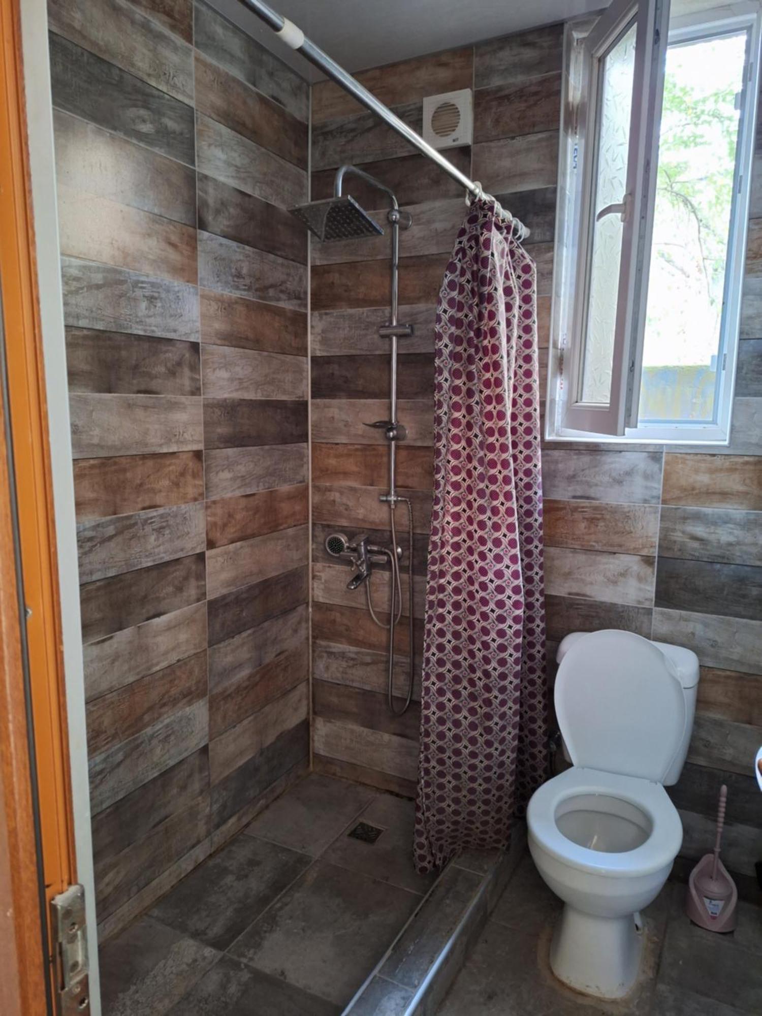 Guest House 15A Кутаиси Екстериор снимка