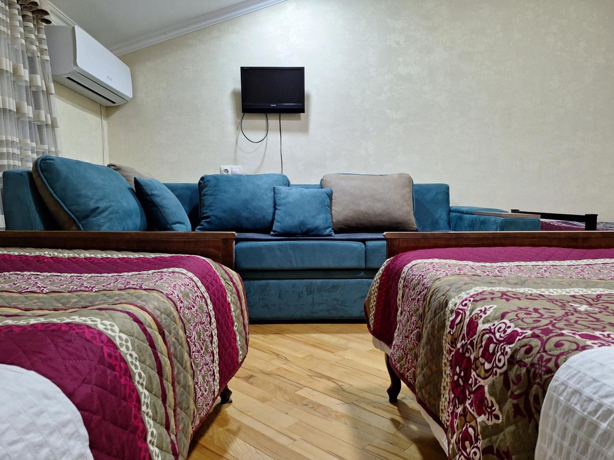 Guest House 15A Кутаиси Екстериор снимка