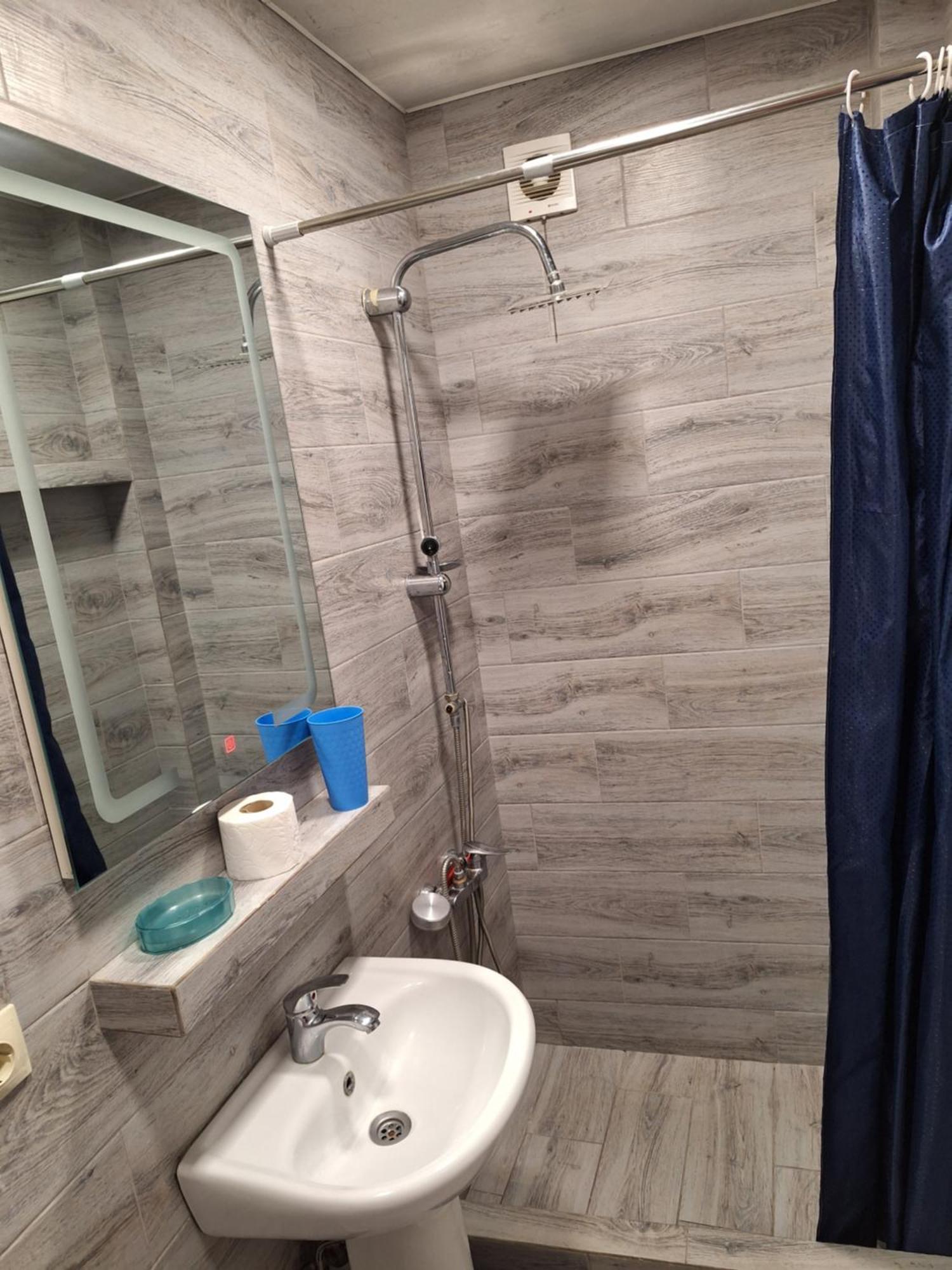 Guest House 15A Кутаиси Екстериор снимка