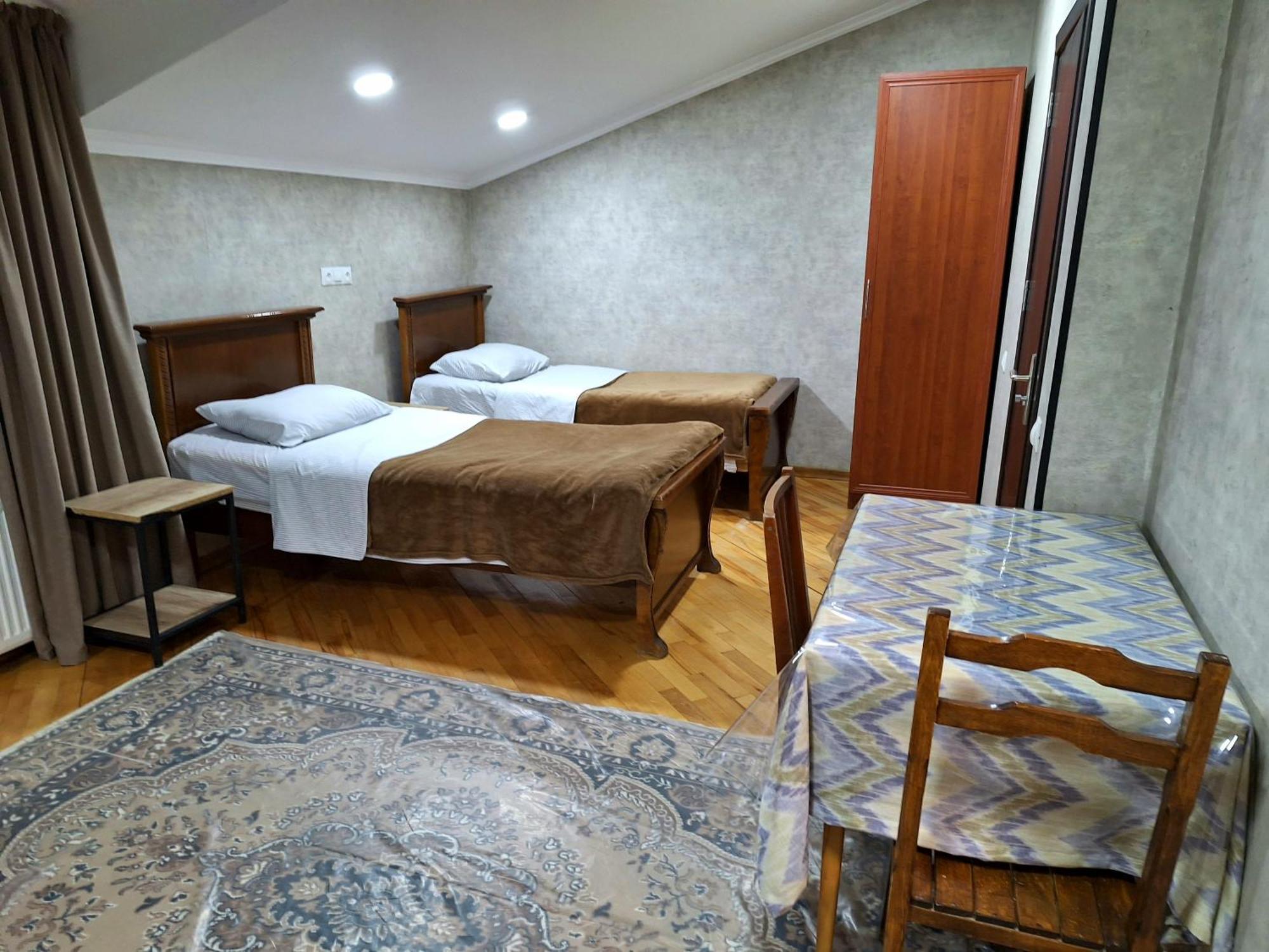 Guest House 15A Кутаиси Екстериор снимка