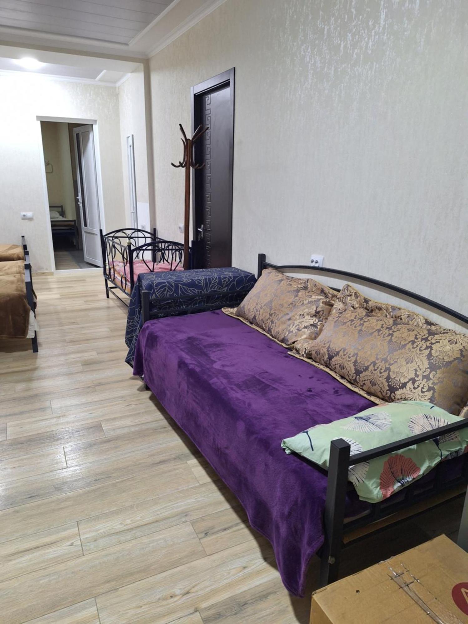 Guest House 15A Кутаиси Екстериор снимка